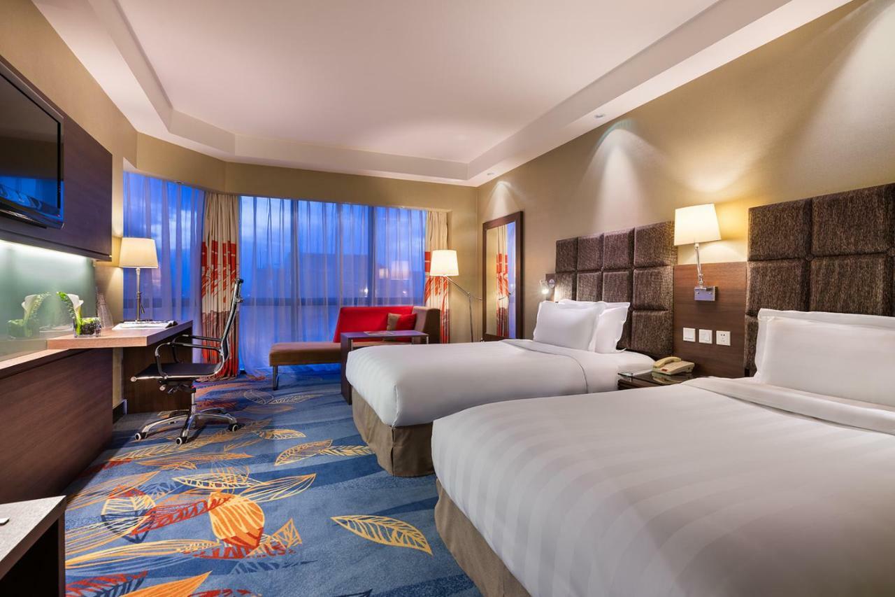 Novotel Beijing Peace Exterior foto