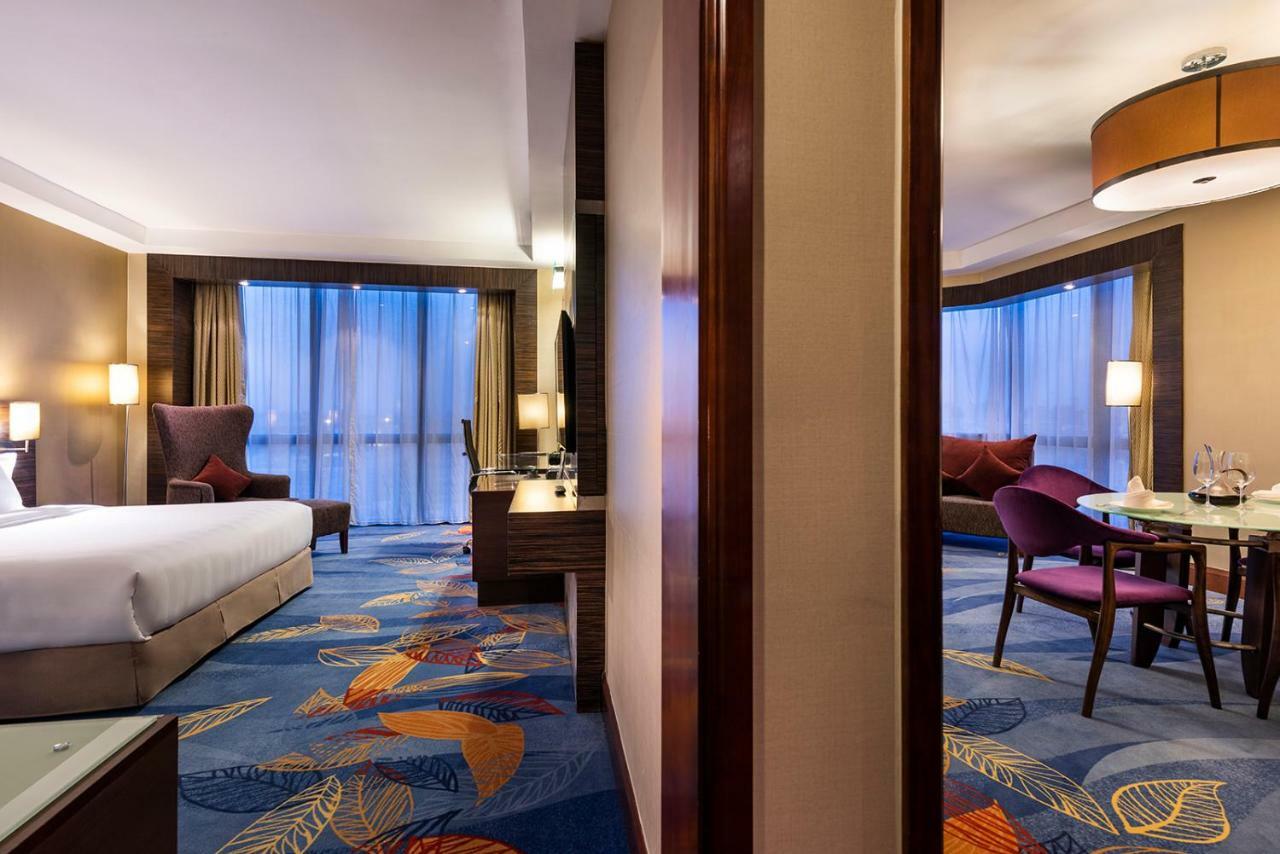 Novotel Beijing Peace Exterior foto
